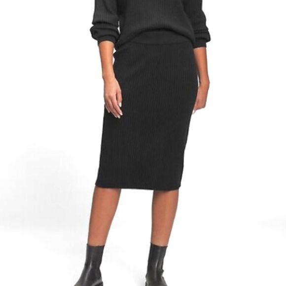 GAP | Skirts | Gap Sweater Midi Skirt 
